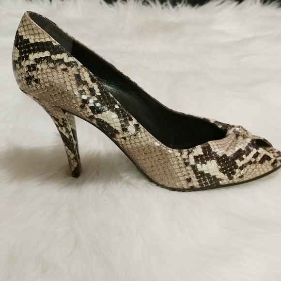 Stuart Weitzman Snakeskin Peep Toes - Picture 3 of 5